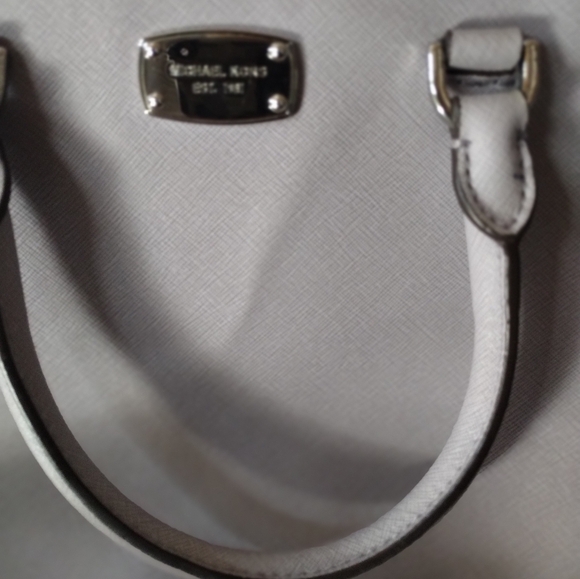 Michael kors purse@make up bag - Picture 5 of 6